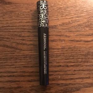 Black Arbonne mascara